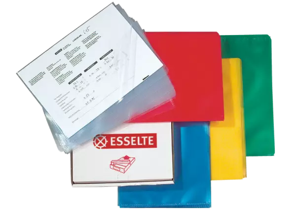 100 pochettes coins transparentes ESSELTE, A4, PP 120� granuleux
