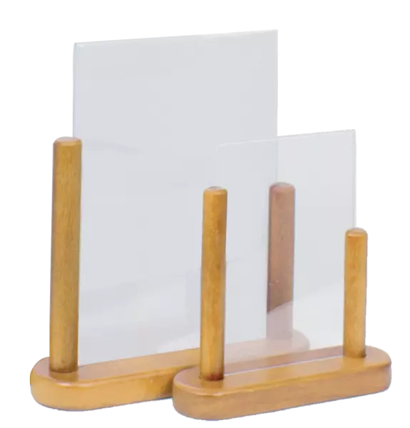 5 affichages de table en bois