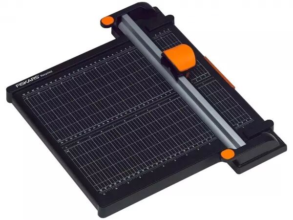 Cisaille � couteau rotatif Fiskars