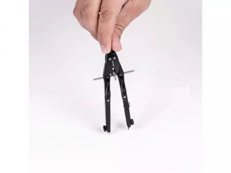 Compas ARISTO « Shadow »