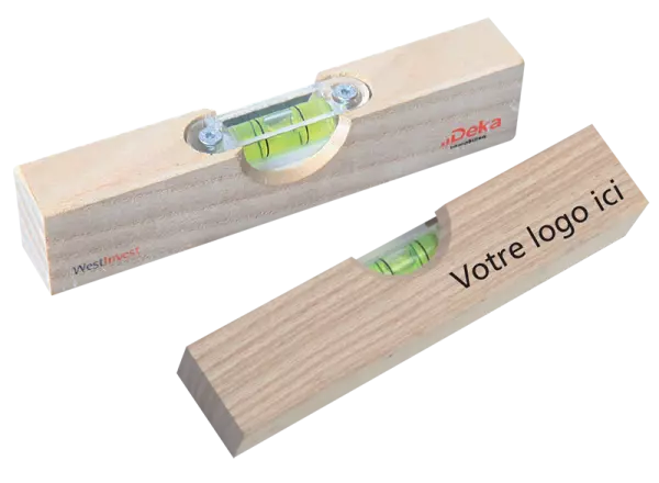 Petit niveau � bulle bois 15 cm