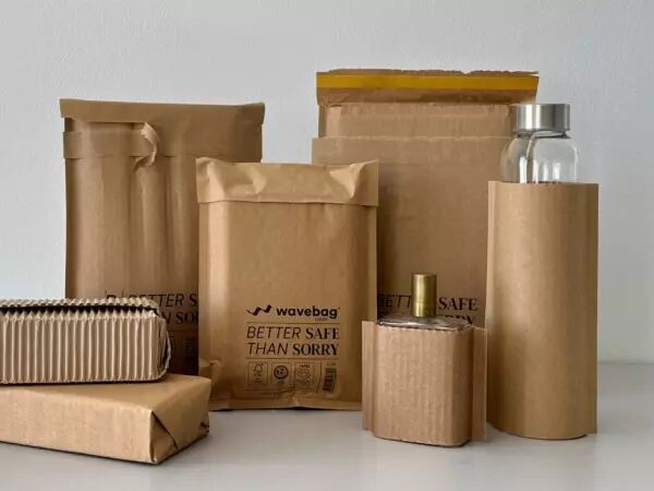 Pochettes matelass�es carton ondul� Wavebag