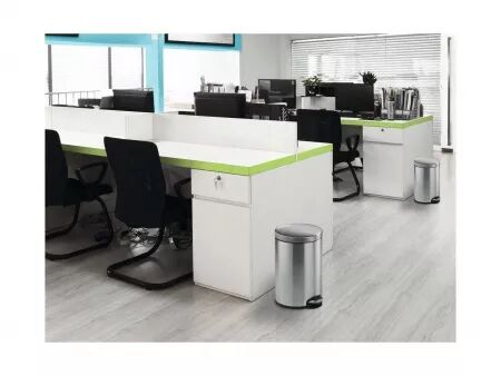 Poubelle &agrave; p&eacute;dale Durable