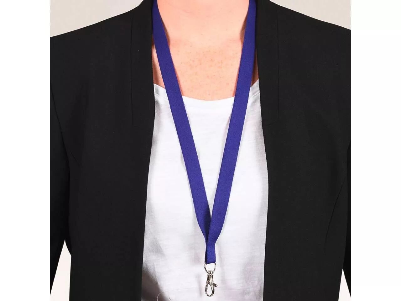 Tours de cou plastique recycl&eacute; Avery