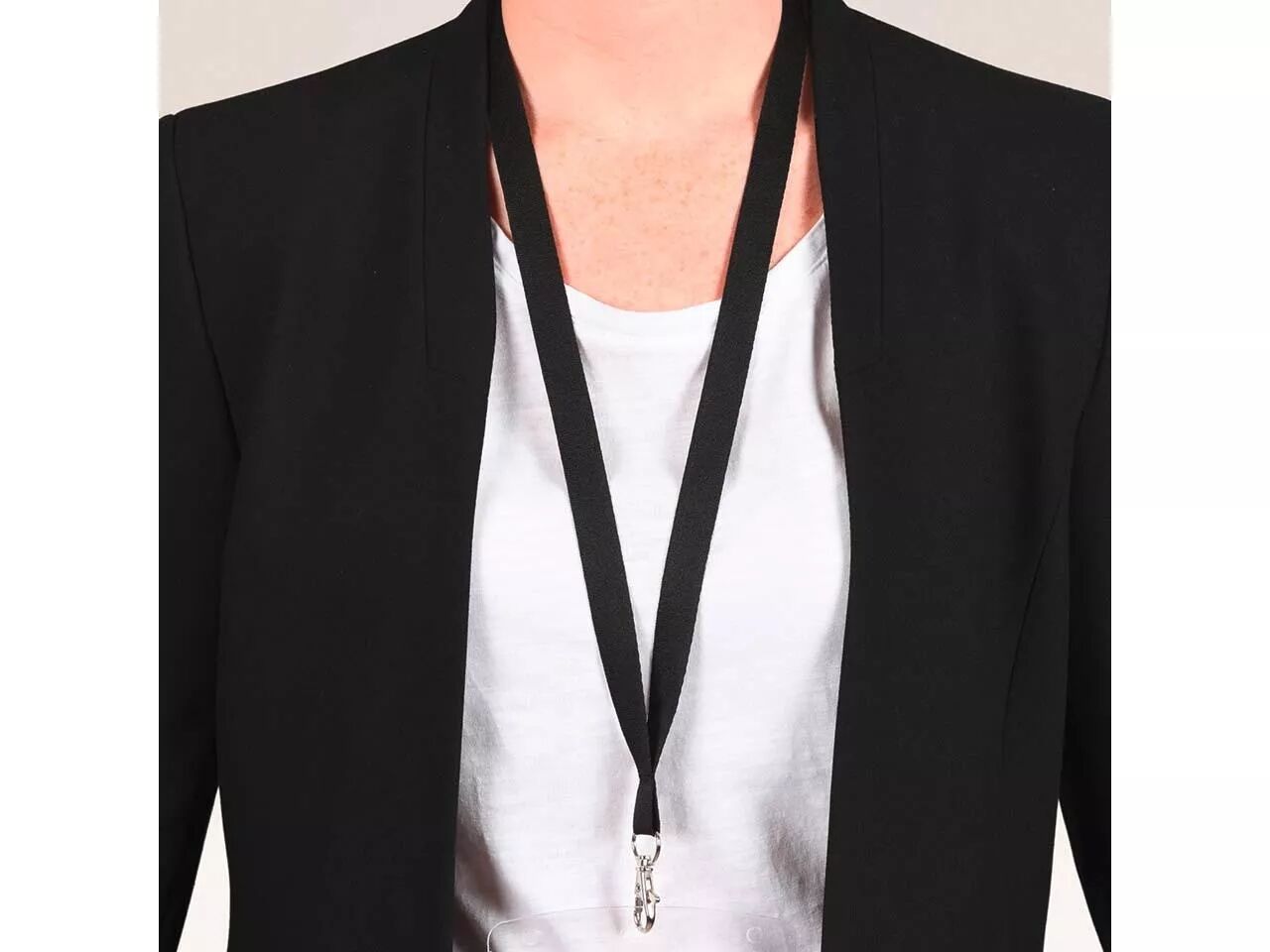 Tours de cou plastique recycl&eacute; Avery